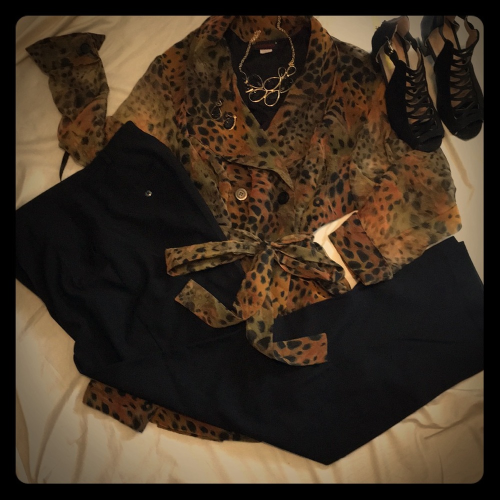 Venezia Jeans Clothes Co. Black Slacks